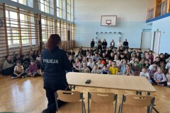 Spotkanie profilaktyczne z policjantką