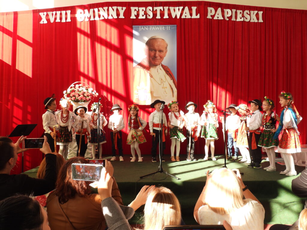 XVIII Gminny Festiwal Papieski
