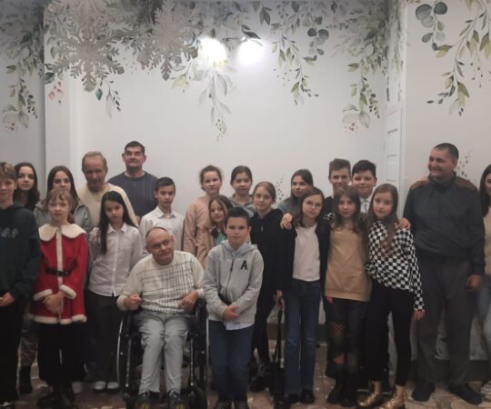 Kolędowanie w Domu Pomocy Społecznej w Mokrzyszowie