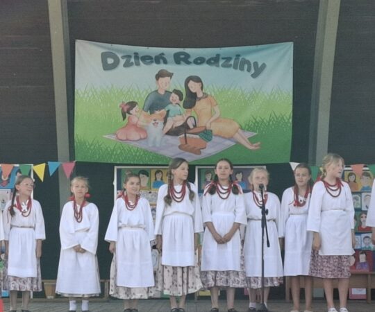 Lesianie na występie w Bratkowicach